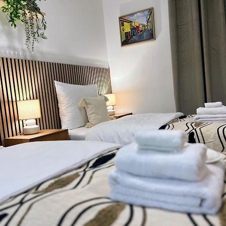 Jasminn Apartments Πράγα Εξωτερικό φωτογραφία